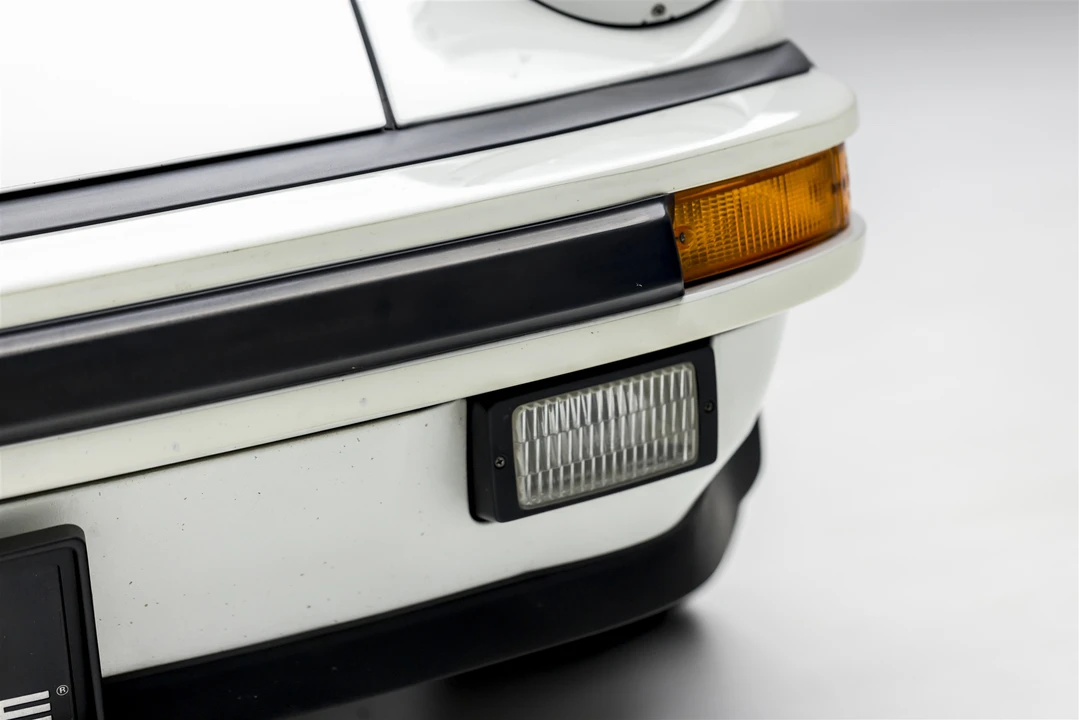 1989 Porsche 911 Carrera 3.2 - Image 23 of 31