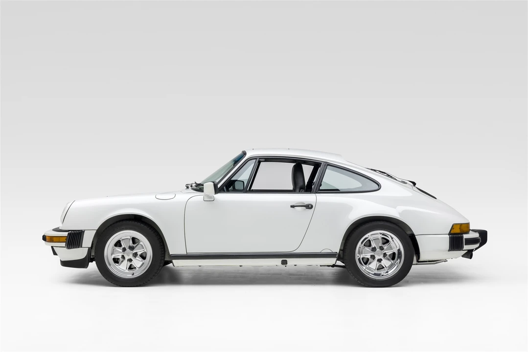 1989 Porsche 911 Carrera 3.2 - Image 7 of 31