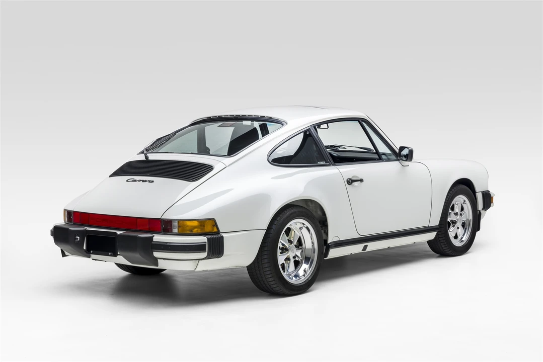 1989 Porsche 911 Carrera 3.2 - Image 15 of 31