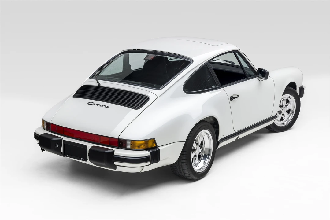 1989 Porsche 911 Carrera 3.2 - Image 13 of 31
