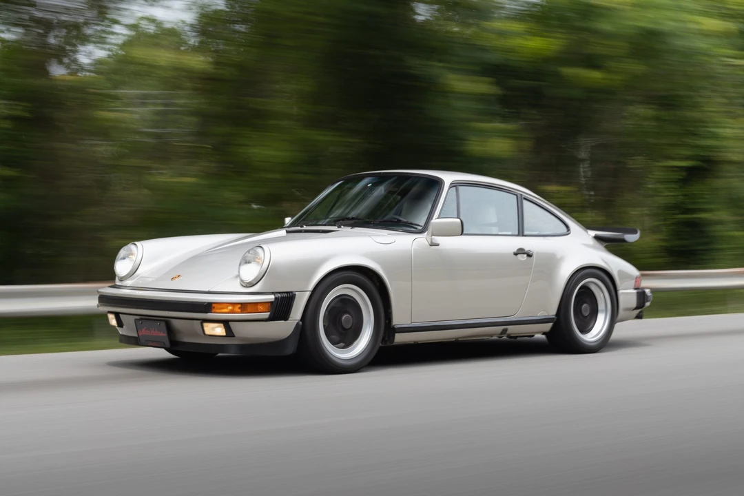 1989 Porsche 911 Carrera 3.2 - Image 2 of 31