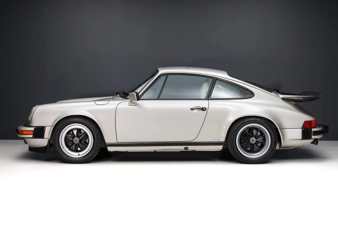 1989 Porsche 911 Carrera 3.2 - Image 3 of 31