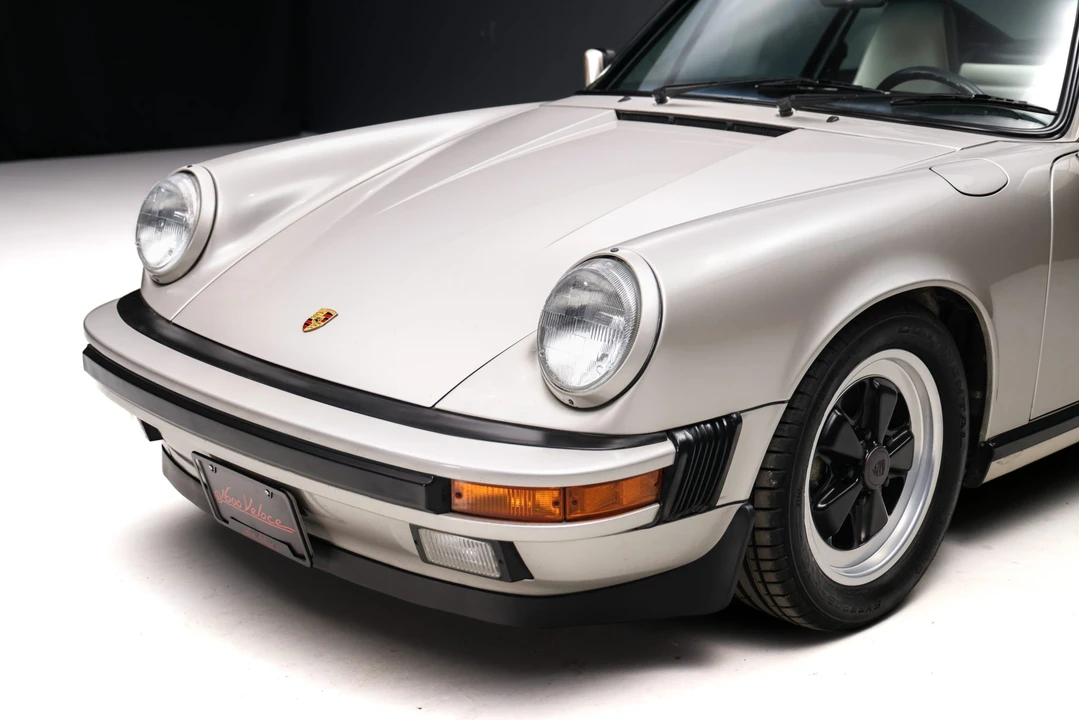 1989 Porsche 911 Carrera 3.2 - Image 17 of 31