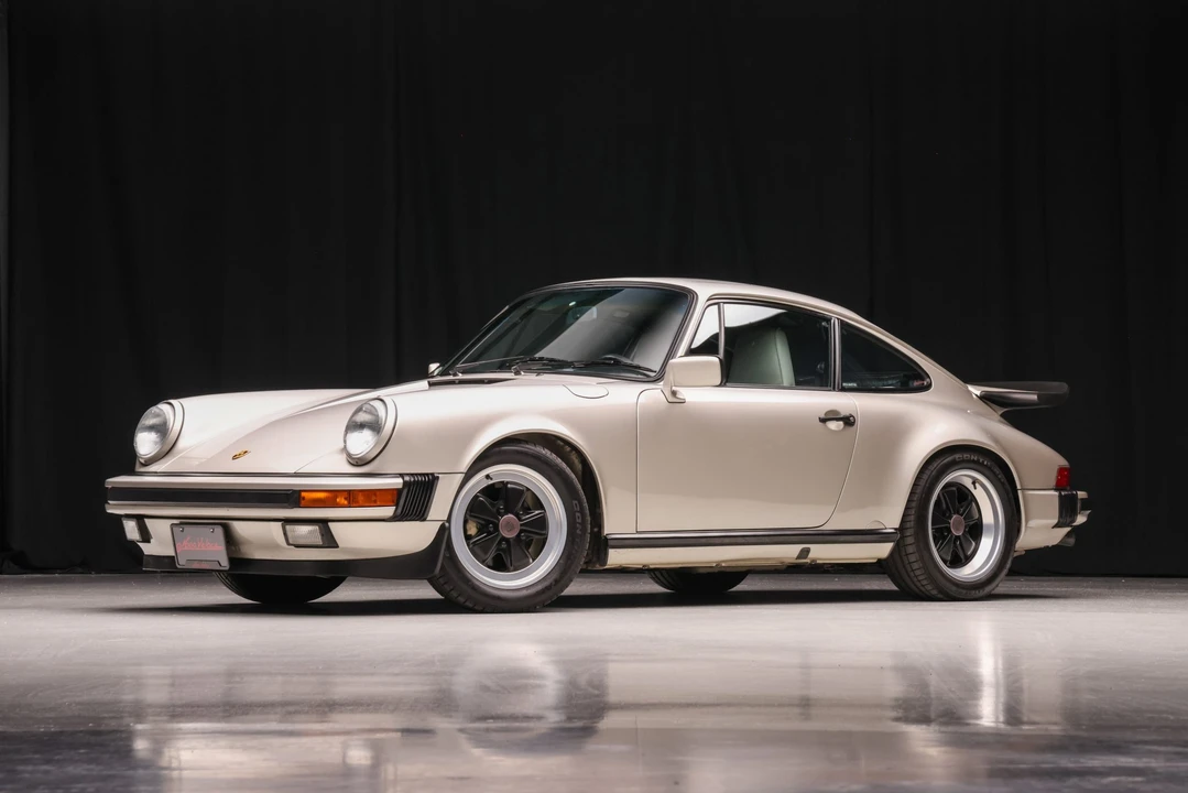 1989 Porsche 911 Carrera 3.2 - Image 6 of 31