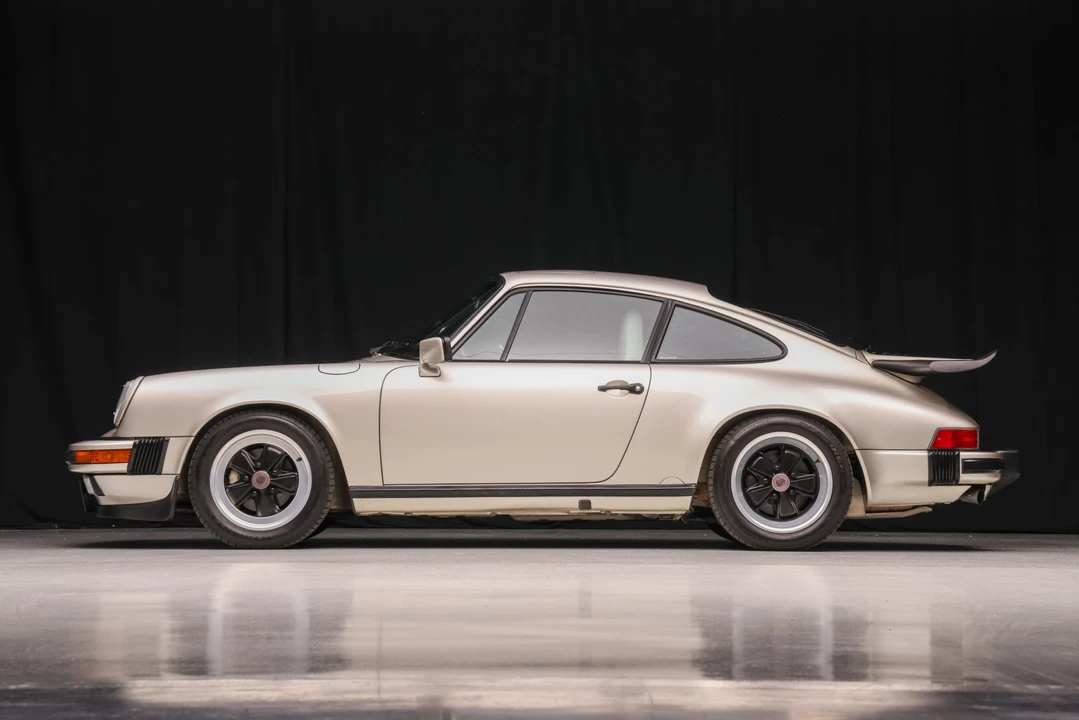 1989 Porsche 911 Carrera 3.2 - Image 8 of 31