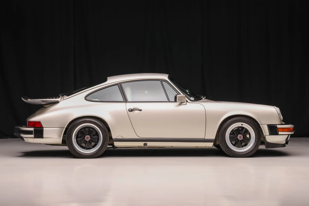 1989 Porsche 911 Carrera 3.2 - Image 19 of 31