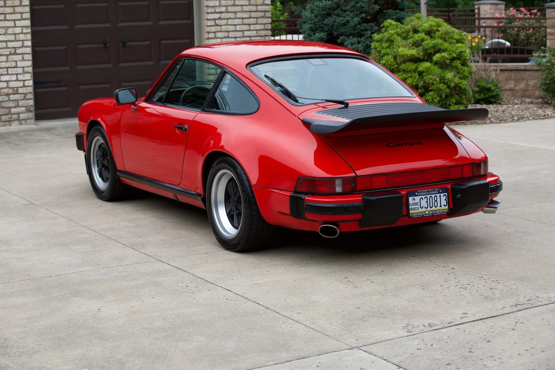 1989 Porsche 911 Carrera 3.2 - Image 9 of 31