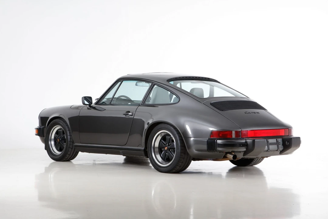 1989 Porsche 911 Carrera 3.2 - Image 15 of 31