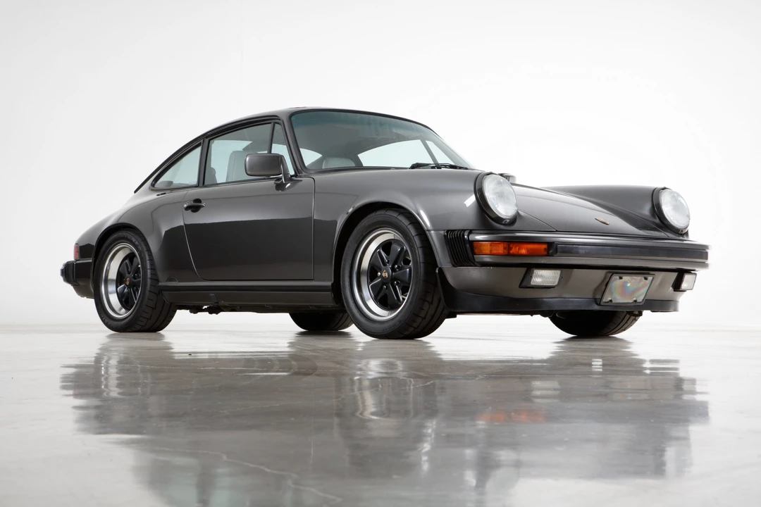 1989 Porsche 911 Carrera 3.2 - Image 4 of 31