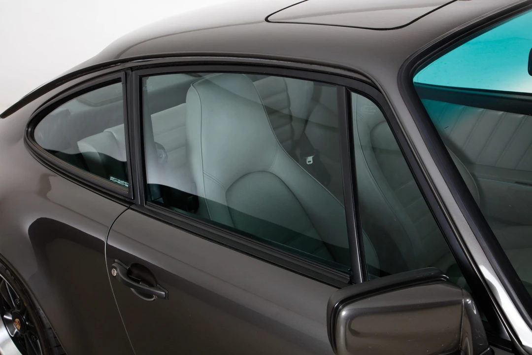 1989 Porsche 911 Carrera 3.2 - Image 26 of 31