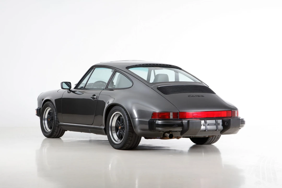 1989 Porsche 911 Carrera 3.2 - Image 16 of 31