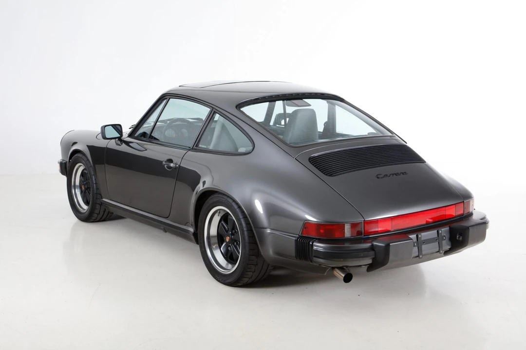 1989 Porsche 911 Carrera 3.2 - Image 17 of 31
