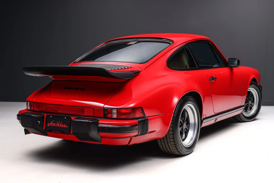 1989 Porsche 911 Carrera 3.2 - Image 9 of 31
