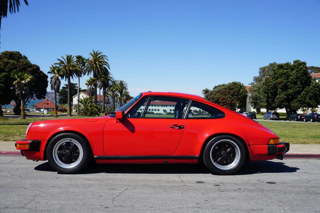 1989 Porsche 911 Carrera 3.2 - Image 4 of 31