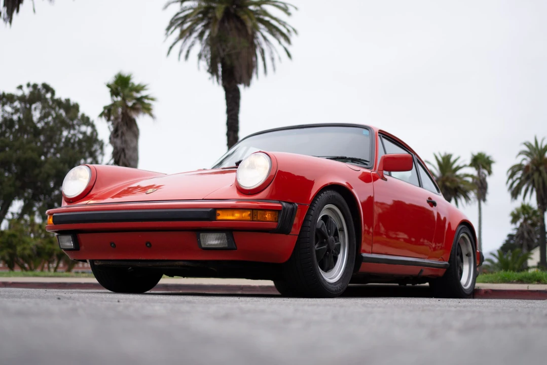 1989 Porsche 911 Carrera 3.2 - Image 2 of 31