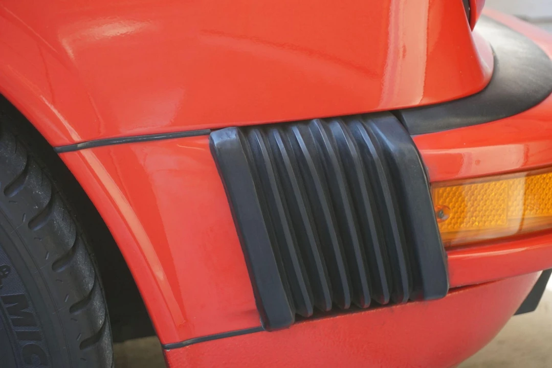 1989 Porsche 911 Carrera 3.2 - Image 16 of 31