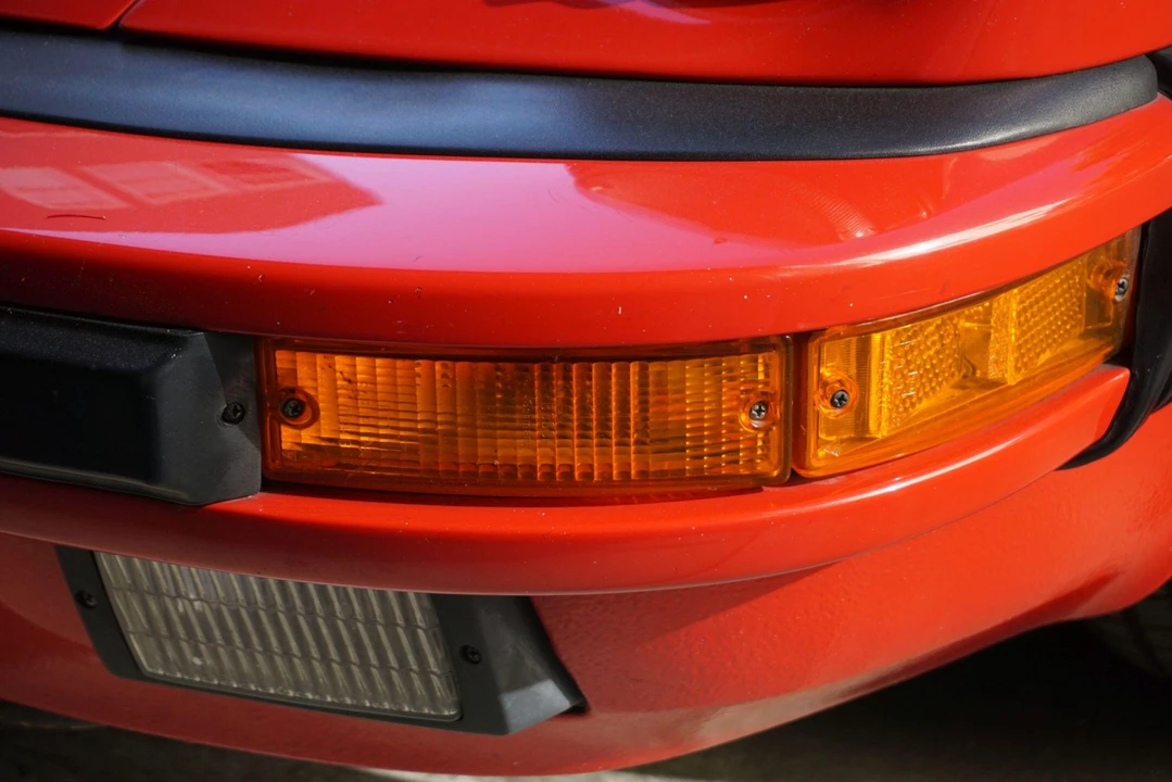 1989 Porsche 911 Carrera 3.2 - Image 15 of 31