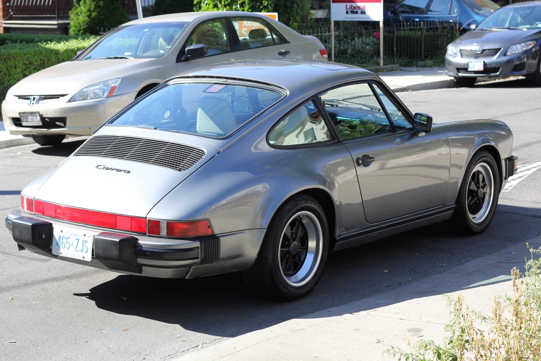 1989 Porsche 911 Carrera 3.2 - Image 5 of 31