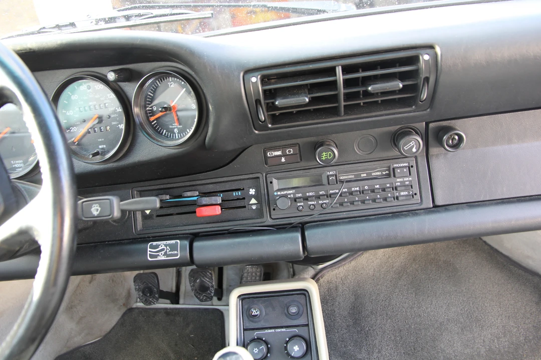 1989 Porsche 911 Carrera 3.2 - Image 31 of 31