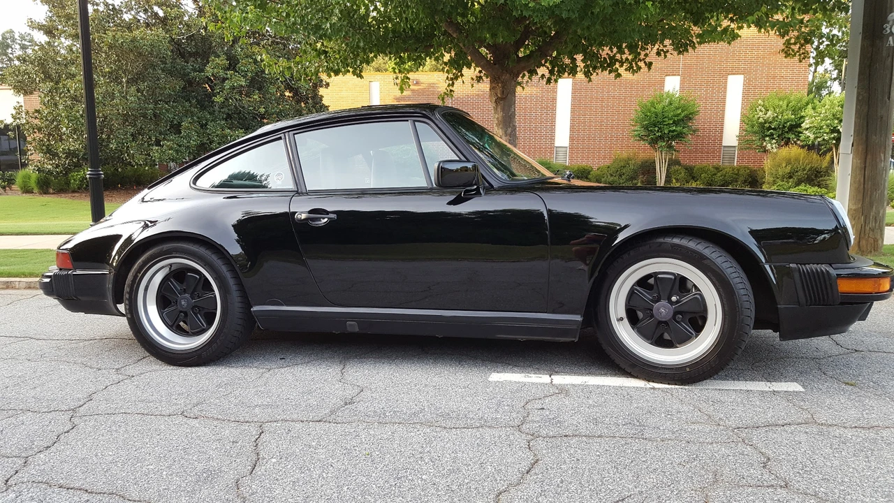 1989 Porsche 911 Carrera 3.2 - Image 11 of 31