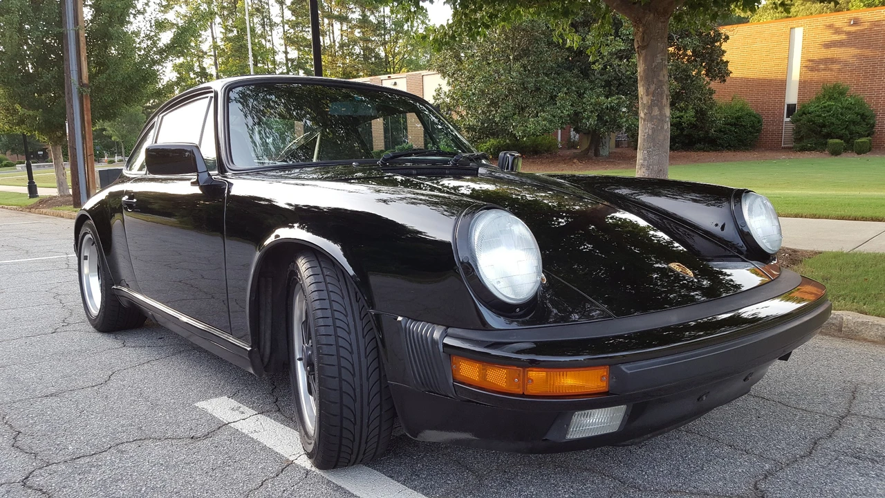 1989 Porsche 911 Carrera 3.2 - Image 13 of 31