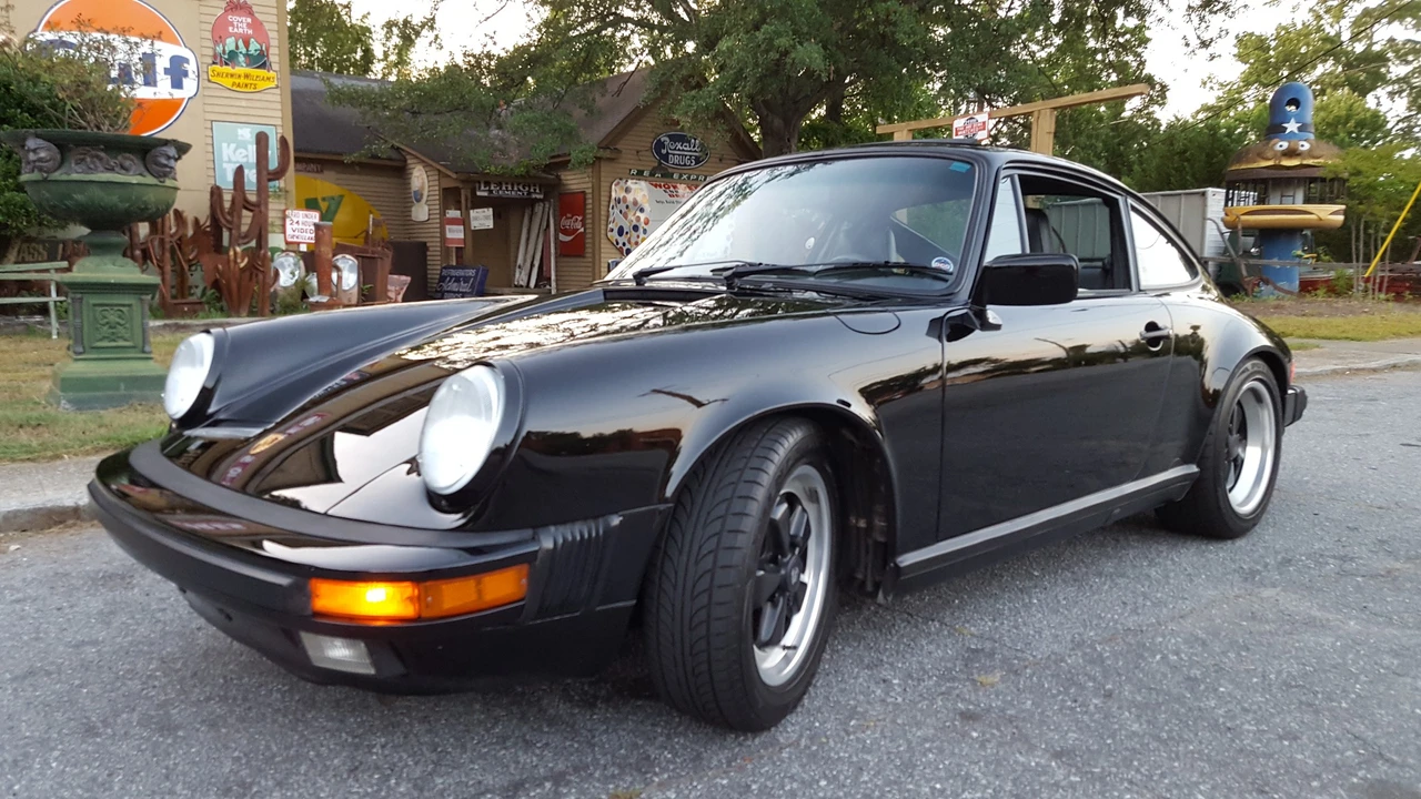 1989 Porsche 911 Carrera 3.2 - Image 5 of 31