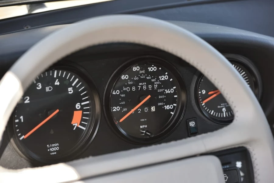 1989 Porsche 911 Carrera 3.2 - Image 25 of 30
