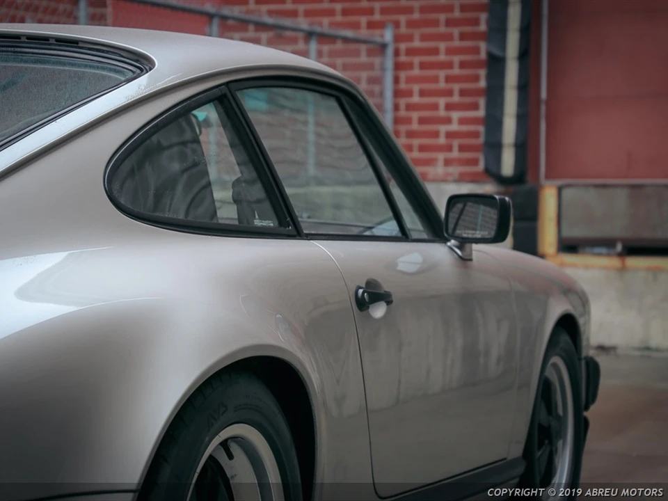 1989 Porsche 911 Carrera 3.2 - Image 16 of 31