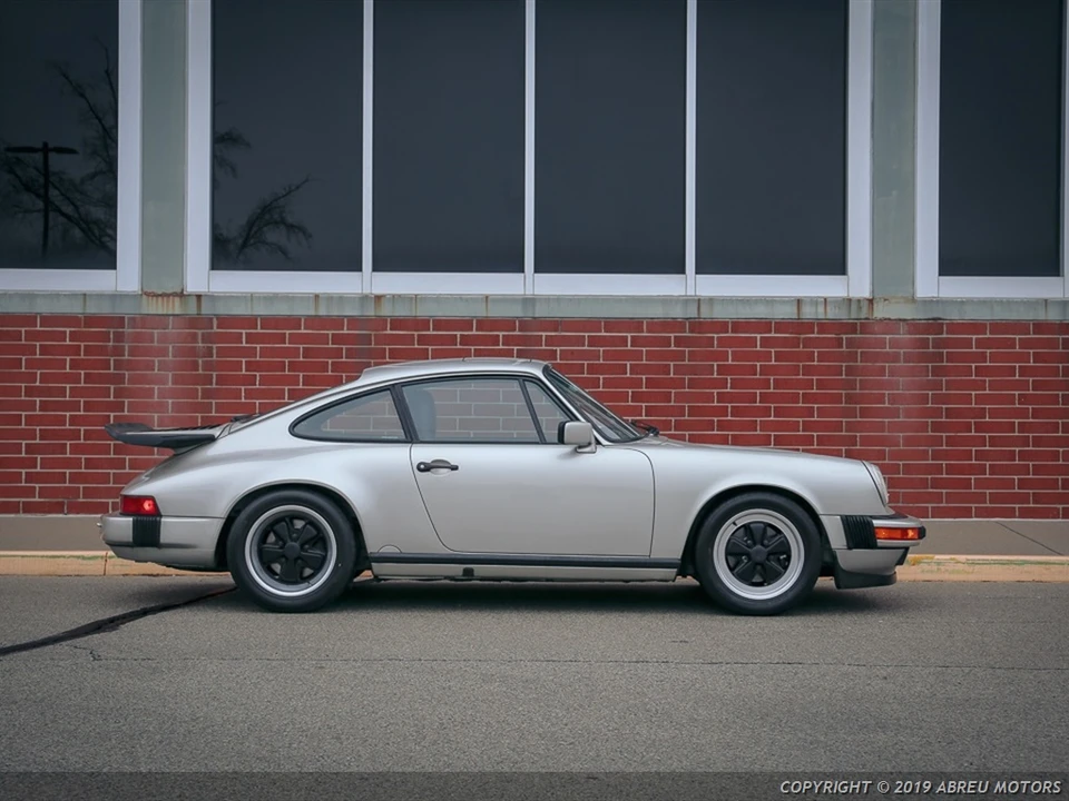 1989 Porsche 911 Carrera 3.2 - Image 8 of 31