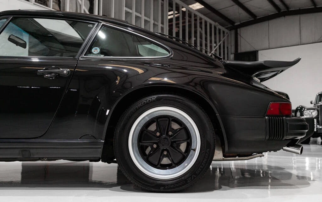 1989 Porsche 911 Carrera 3.2 - Image 11 of 31