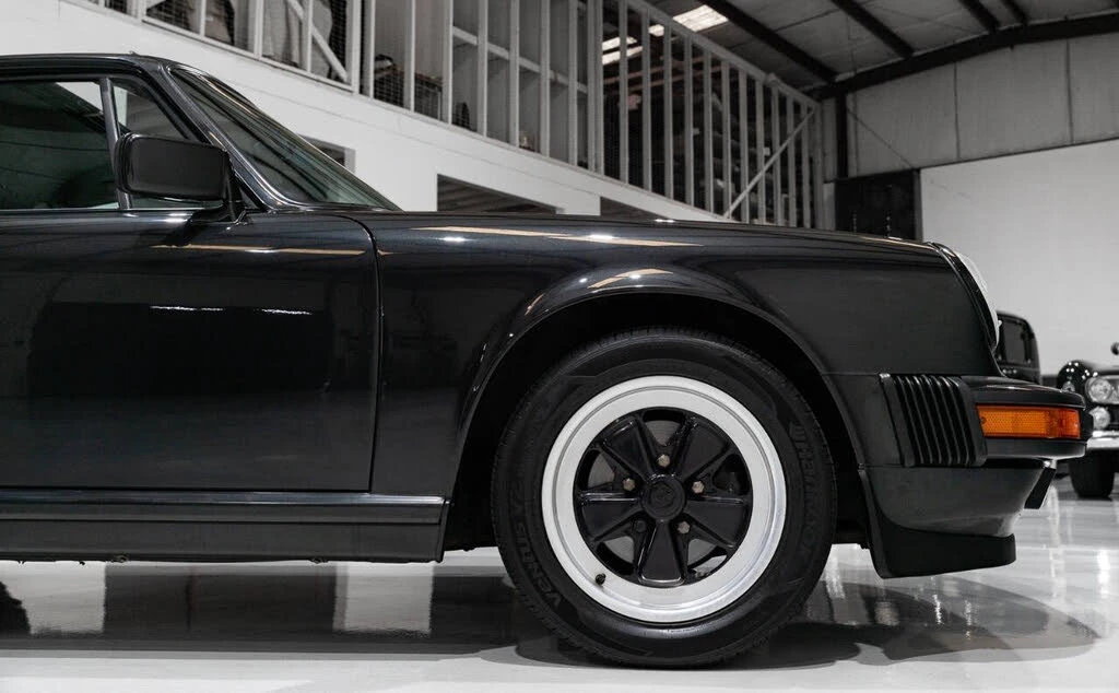 1989 Porsche 911 Carrera 3.2 - Image 15 of 31