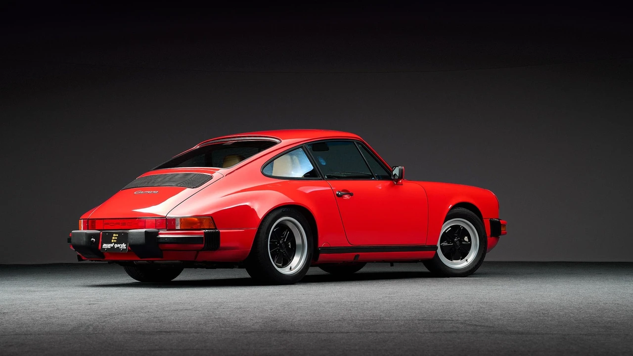 1989 Porsche 911 Carrera 3.2 - Image 5 of 17