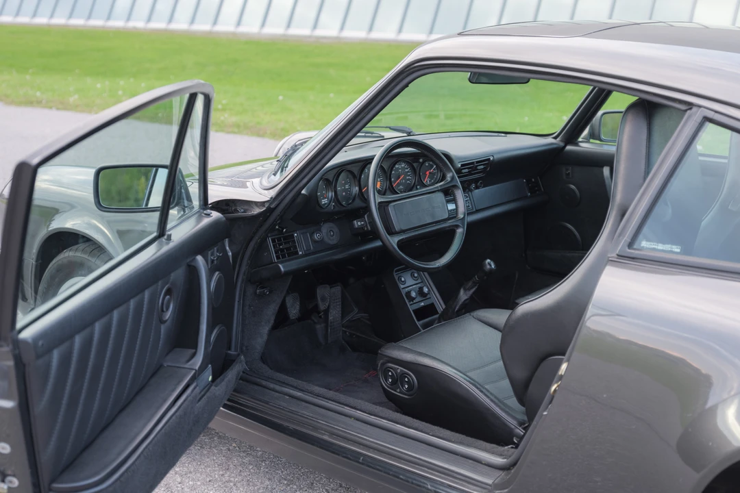 1989 Porsche 911 Carrera 3.2 - Image 31 of 31