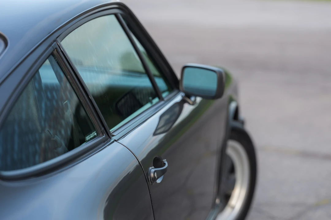 1989 Porsche 911 Carrera 3.2 - Image 25 of 31
