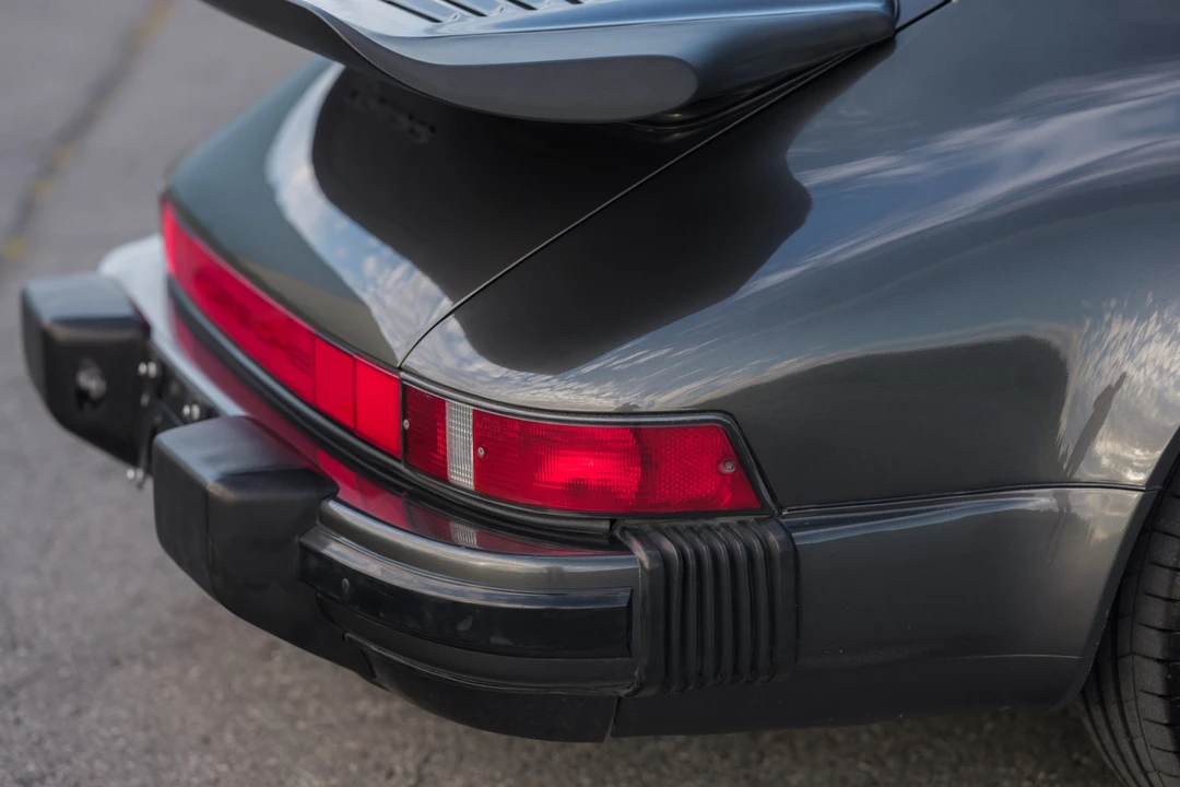 1989 Porsche 911 Carrera 3.2 - Image 24 of 31
