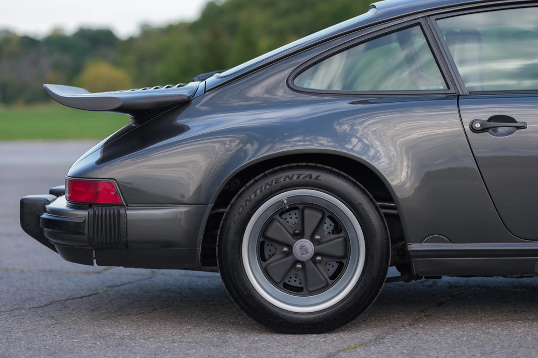 1989 Porsche 911 Carrera 3.2 - Image 15 of 31