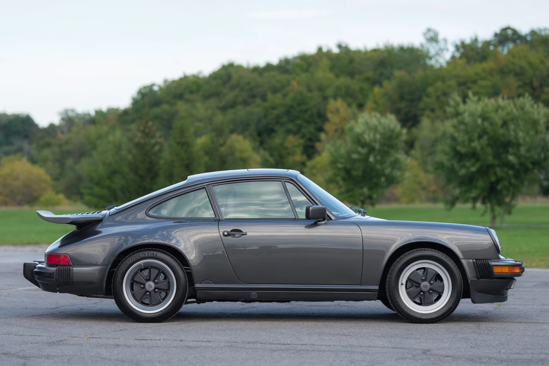 1989 Porsche 911 Carrera 3.2 - Image 5 of 31