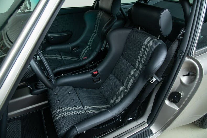 1989 Porsche 911 Carrera 3.2 - Image 16 of 31