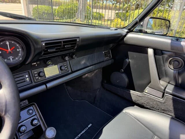 1989 Porsche 911 Carrera 3.2 - Image 11 of 16