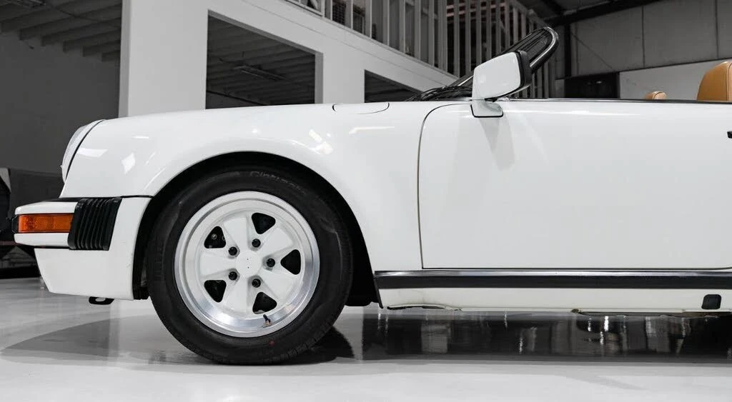 1989 Porsche 911 Carrera 3.2 - Image 12 of 31