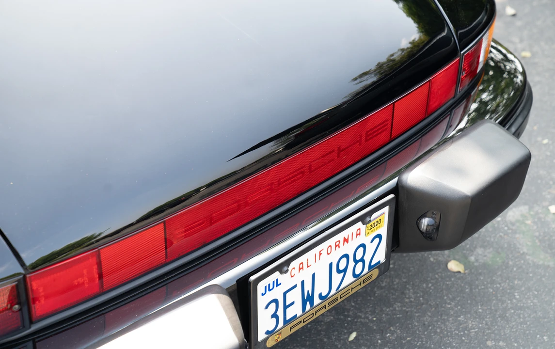 1989 Porsche 911 Carrera 3.2 - Image 13 of 31