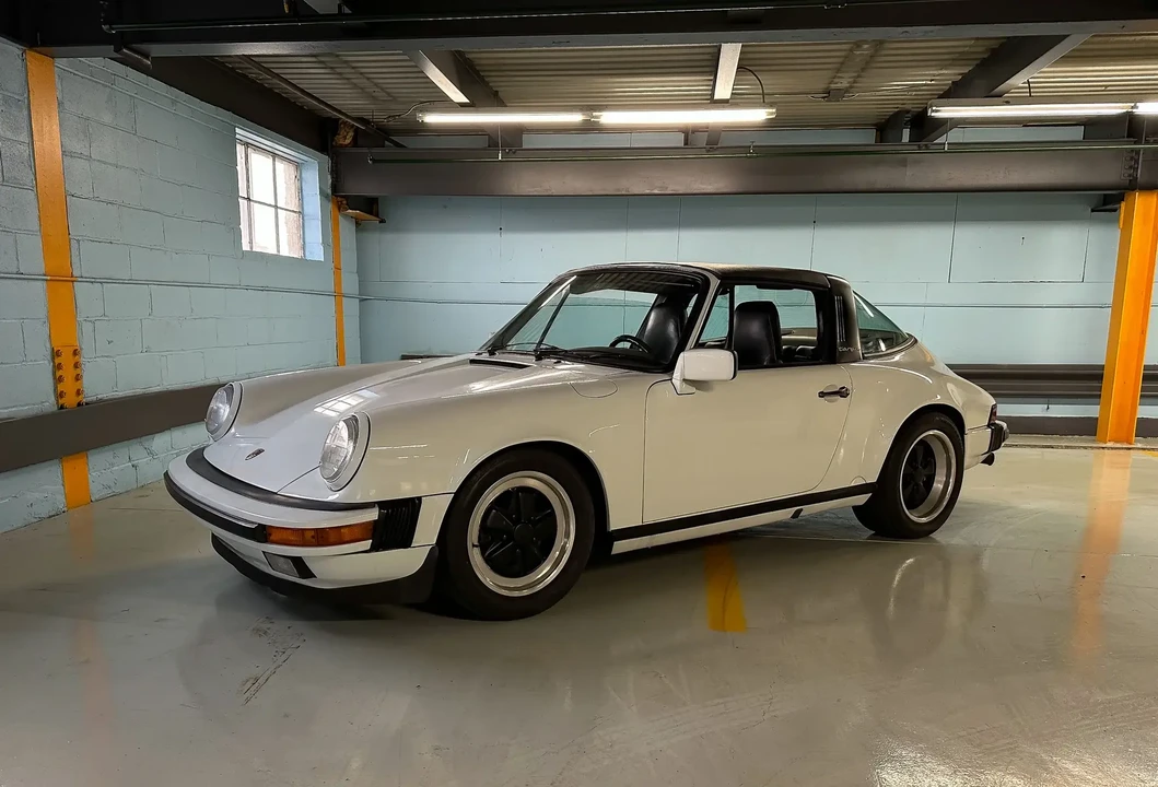 1989 Porsche 911 Carrera 3.2 - Image 5 of 6