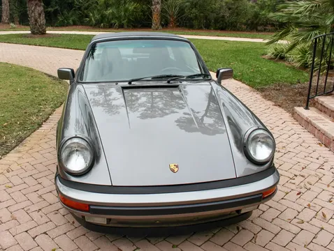 1989 Porsche 911 Carrera Targa