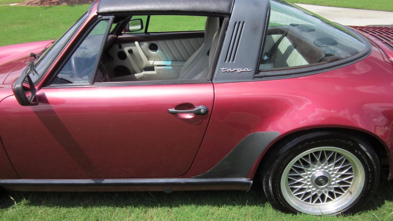 1989 Porsche 911 Carrera 3.2 - Image 5 of 31