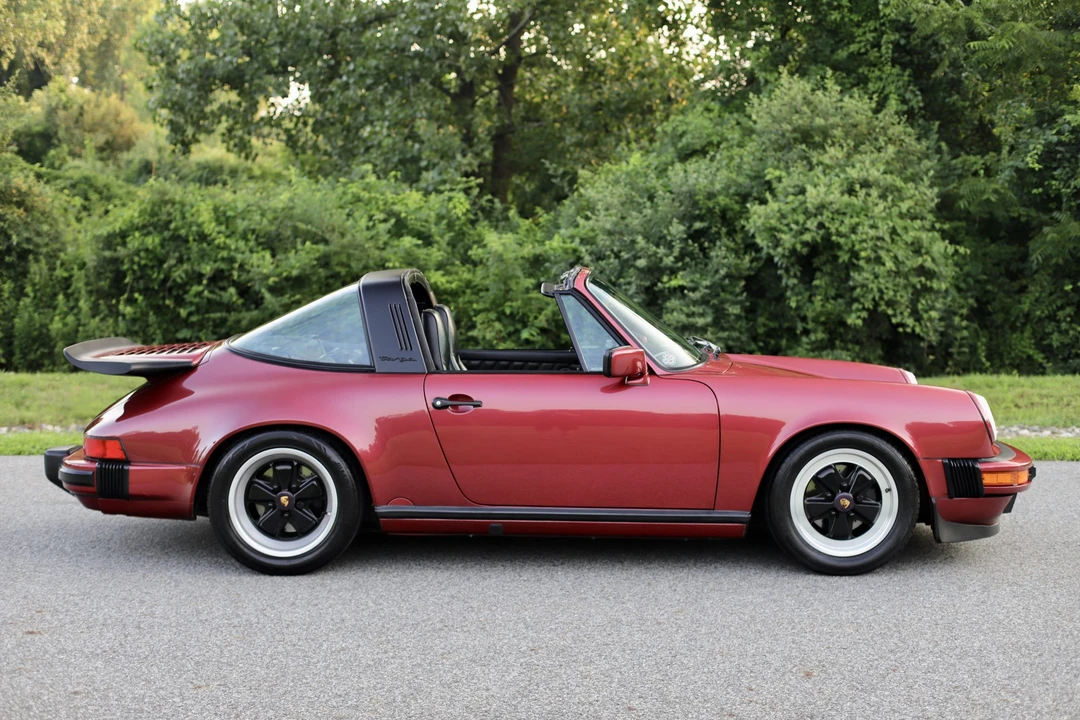 1989 Porsche 911 Carrera 3.2 - Image 25 of 31