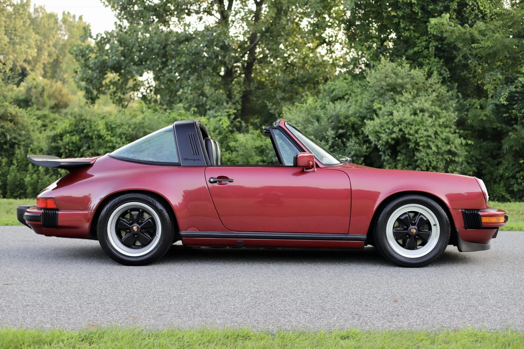 1989 Porsche 911 Carrera 3.2 - Image 24 of 31