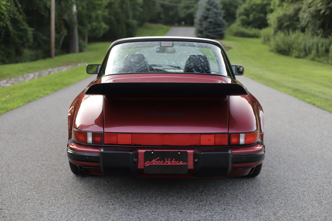 1989 Porsche 911 Carrera 3.2 - Image 17 of 31