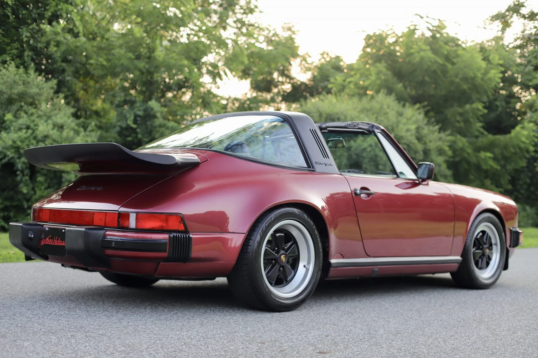 1989 Porsche 911 Carrera 3.2 - Image 19 of 31