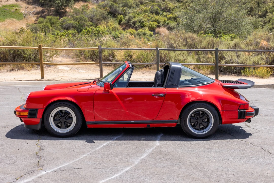 1989 Porsche 911 Carrera 3.2 - Image 4 of 31