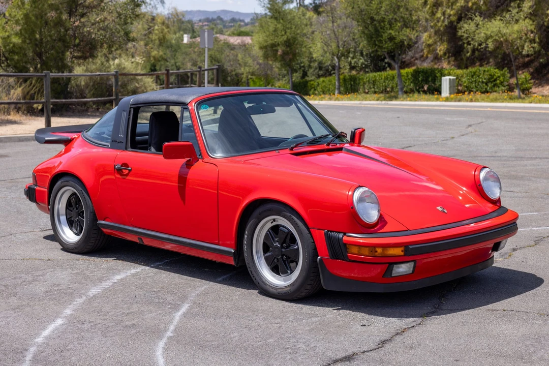 1989 Porsche 911 Carrera 3.2 - Image 9 of 31